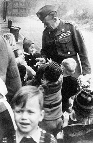 Folke Bernadotte organized the Swedish Red Cross relief effort in Germany beginning in June 1945. Photo: Swedish Red Cross.
