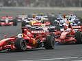Ferrari fhrt das Feld an; Rechte: AFP