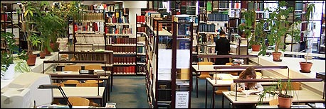 Bibliothek DFM