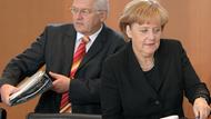 Auenminister Steinmeier und Kanzlerin Merkel (Foto: dpa)