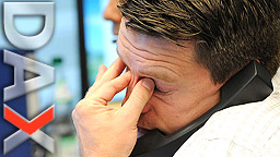 Ein Brsenhndler telefoniert an seinem Arbeitsplatz im Handelssaal der Wertpapierbrse in Frankfurt am Main (Quelle: pa/dpa)