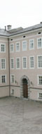  Chiemsehof - Sitz der Landeshauptfrau, des Landtages sowie der Landesamtsdirektion